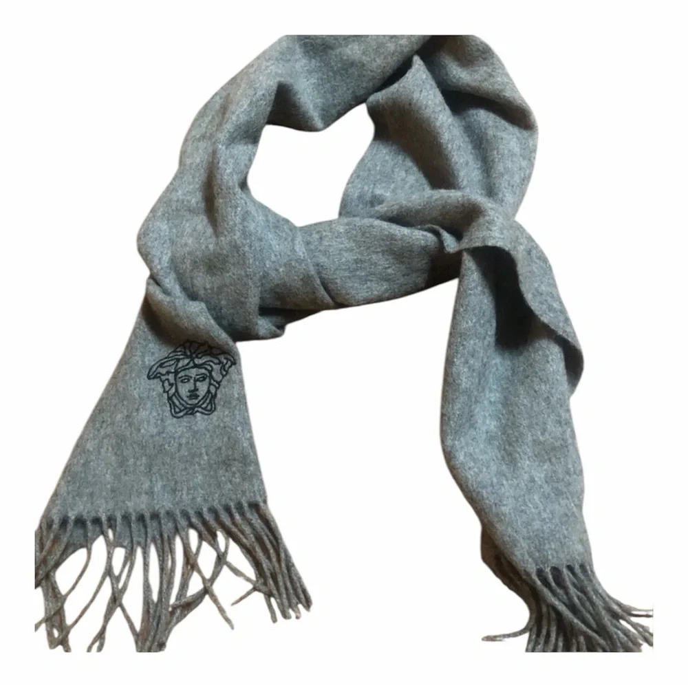 Authentic Versace Pure New Wool Scarf Gray Medusa Italy Unisex
